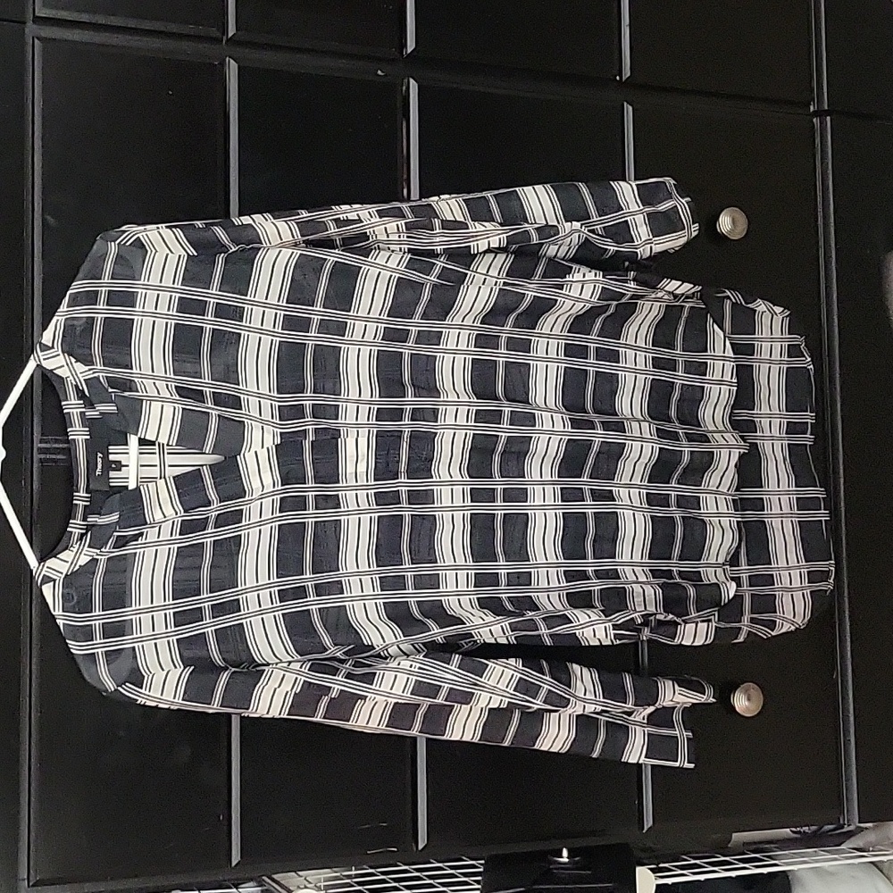 Theory Black and White Checkered Semi Sheer Blouse NWOT Size XS/P Silk/Cotton